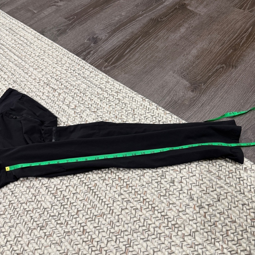Lucy Black Cropped Jogger Pants - Picture 8 of 8